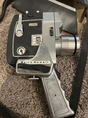 Bell & Howell Optronic Eye Autoload 8mm Duo Zoomatic Movie Camera Untested AS IS